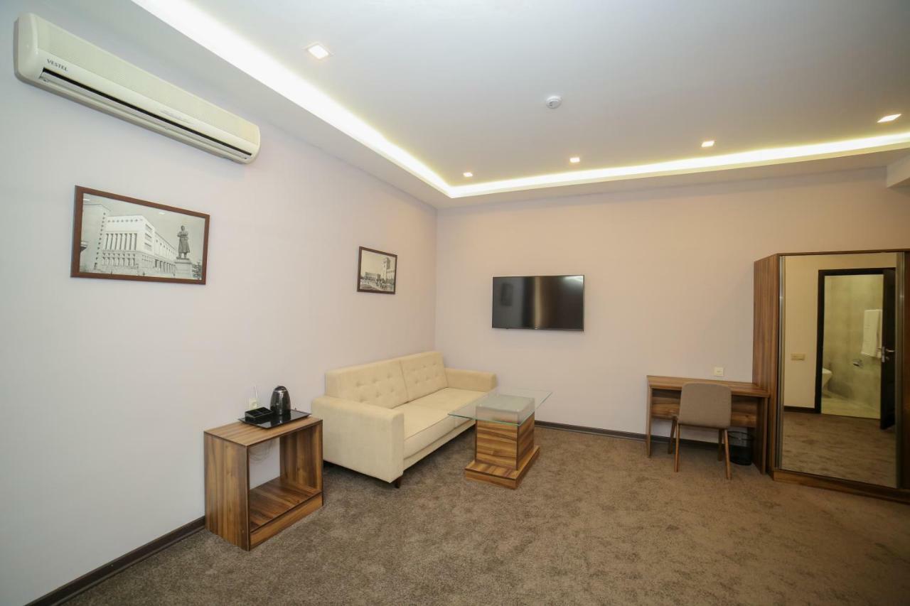 Moscow Boutique Hotel Erévan Extérieur photo