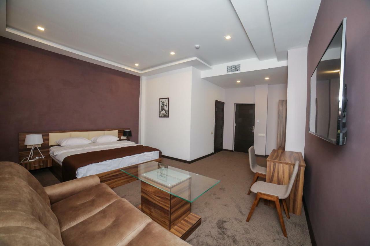Moscow Boutique Hotel Erévan Extérieur photo