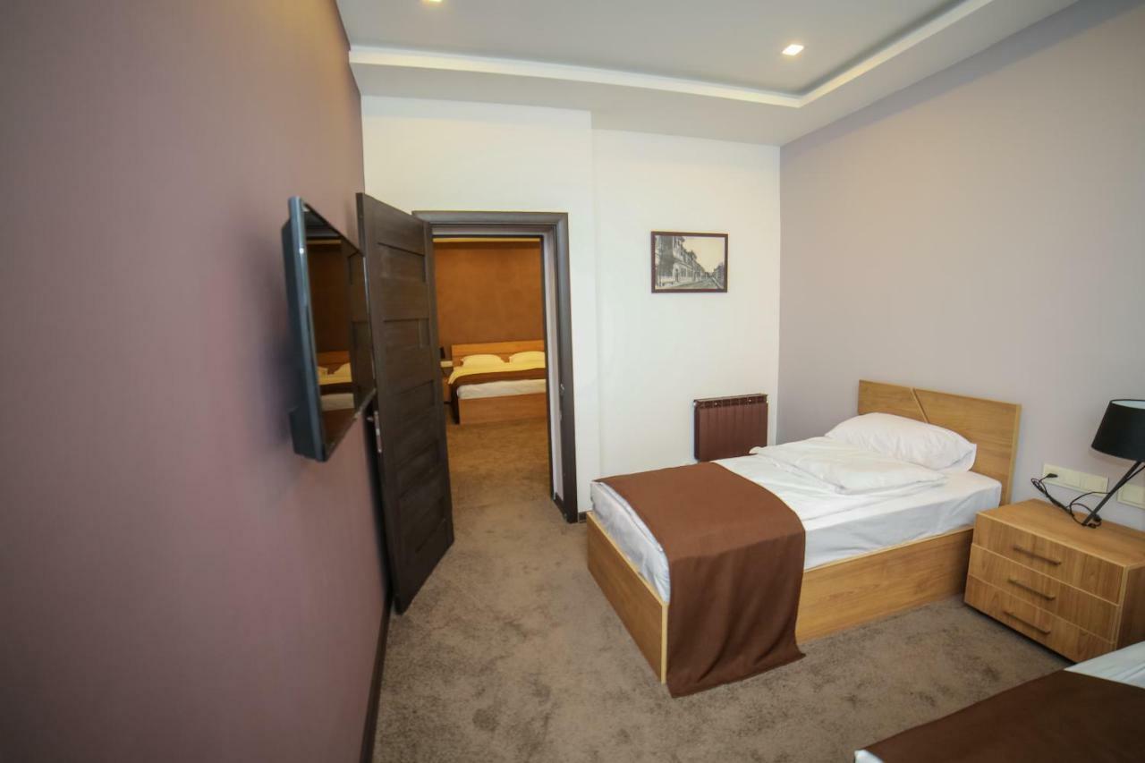 Moscow Boutique Hotel Erévan Extérieur photo